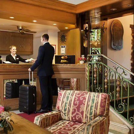 Ringhotel Seehof Szálloda 4*