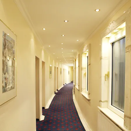 Hotel Ringhotel Seehof 4*