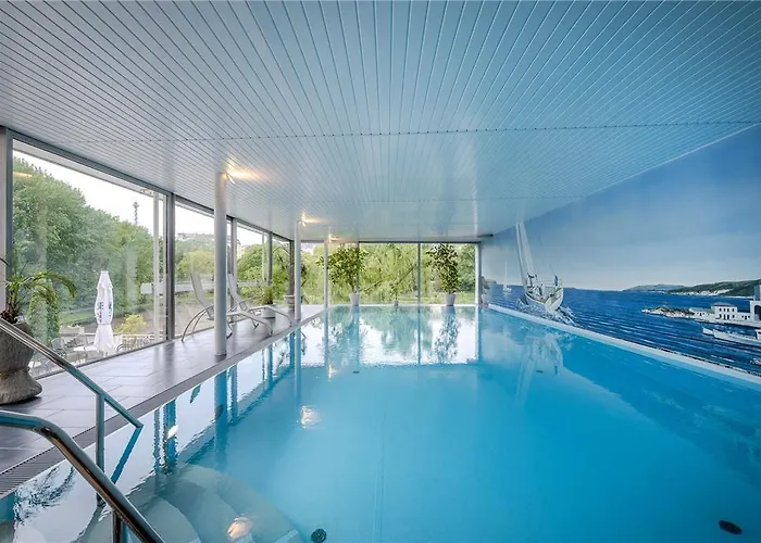 Ringhotel Seehof فندق 4*