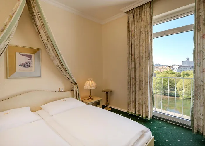 希尔霍夫环形酒店